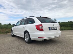 Superb 1.6TDI Greenline - 3