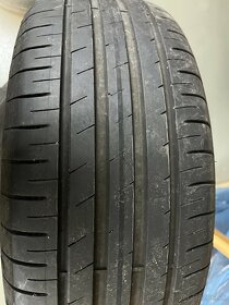 Goodyear efficient grip 205/55r16 91H - 3