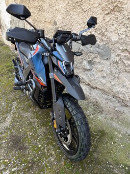 ZONTES ZT 125i ABS Hyper Trail model 2025 - 3