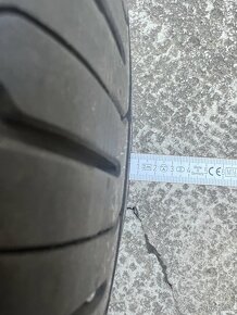 235/55 R18 - 3