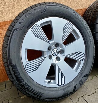 5x112 R19 8,5J ET36 originál + 255/55 R19 Bridgestone letné - 3