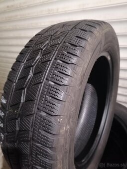 Hankook zimné 215/60/R17 C - 3