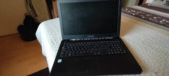 Asus X556U na diely/opravu, i5+geforce mx940 - 3