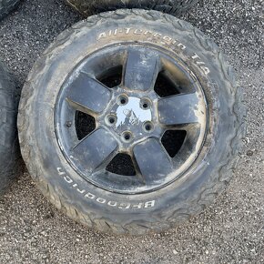 245/65 r17 BFGoodrich All Terrain KO2 - 3