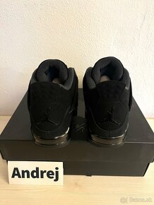 Air Jordan 4 Black Cat - 3