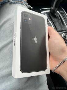 iPhone 11 Black |64GB| - 3