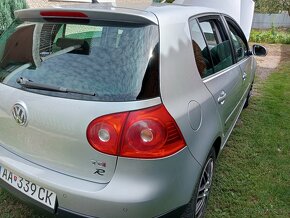 Predám Golf 5 1.4 tsi 103 kw vimena - 3