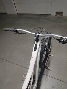 E-bike Specialized Turbo Levo 2022 (velk. M) - 3