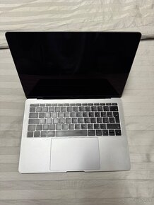 Apple MacBook Pro 13” 2017 - space grey - 3