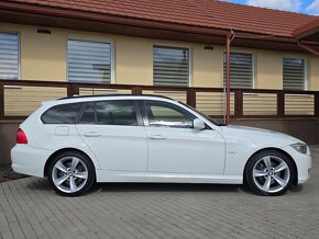 BMW Rad 3 Touring 330d xDrive A/T - 3