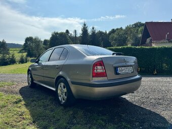 Škoda Octavia Tour 1,6 benzín, 75kW, rok:2004 + zimné pneu. - 3