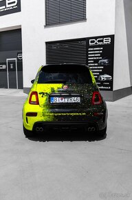 ABARTH 500 Yamaha Monster Energy by Valentino Rossi - 3