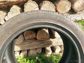 Predám 4 ks pneu. Pirelli Cinturáto 235/45 R18. - 3