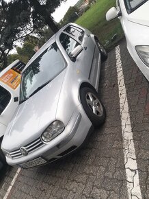 Predám wolkswagen golf 4 1.6 74kw benzin - 3