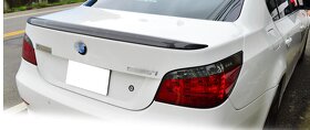 M5 look ABS spoiler na kufor na BMW 5 E60 - čierny lesk - 3