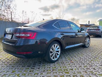 Škoda Superb Style DSG 2.0 TDI - 3