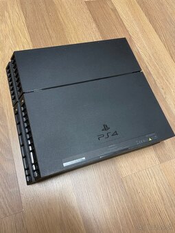 Predam PS4 FAT 1TB - 3