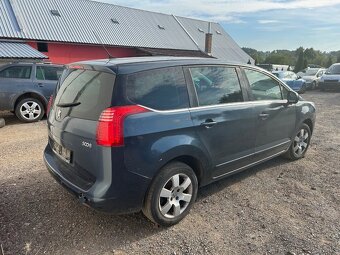 Peugeot 5008 1,6 E-HDI 82KW 9HR r.2013 prodám díly - 3