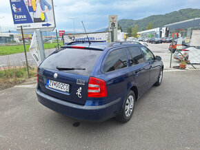 Škoda Octavia 2.0 FSI Elegance - 3