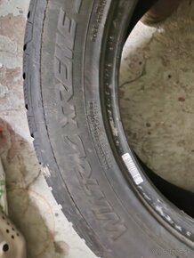 Zimne pneu 235/55r17 - 3