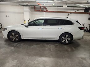 Predám VW Passat 2024 automat - 3