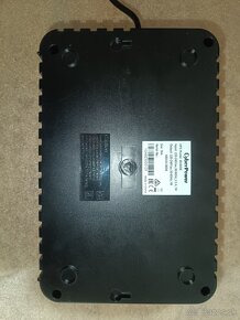 Záložný zdroj UPS Cyberpower BU650E 360W/230VAC - 3