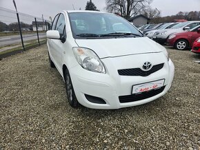 Toyota Yaris 1.3l VVT-i   2010 - 3