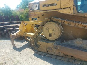 CAT D6 - 3