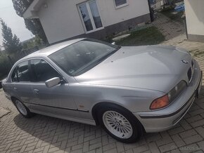 BMW 523i e39 len 119786km, manual, origo stav - 3