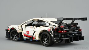 LEGO Porsche 911 RSR 42096 - 3