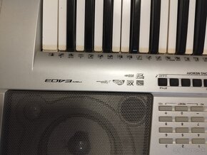 Predám klávesy YAMAHA PSR E403 - 3