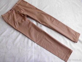 Tommy Hilfiger pánske chino nohavice M-S - 3