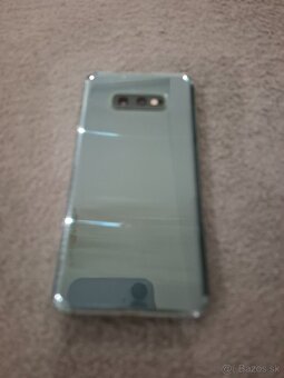 Samsung Galaxy S10 e. - 3