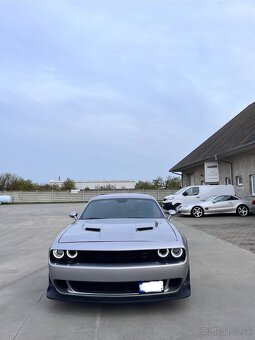 Dodge challenger wide body - 3