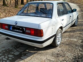 BMW E30 320i - 3