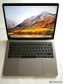 MacBook Pro Retina 13 2017 i5 Cena 299€ - 3