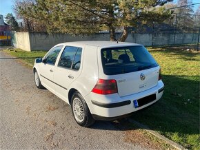 VW Golf4 1,6 74kw Benzín - 3