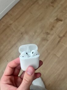 Apple airpods - 3