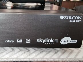 Satelitny prijímač ZIRCON skylink - 3