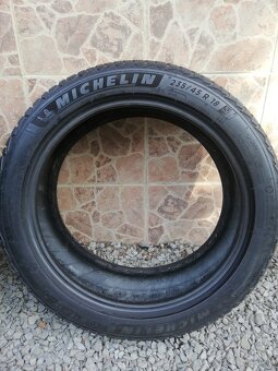 Michelin 235/45, R18 - 3