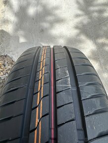 Firestone 185/60R15 letné - 3