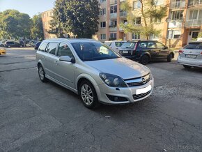 Opel Astra H facelift ( OPC LINE ) 1.9CDTI 88KW R.V 2008 - 3