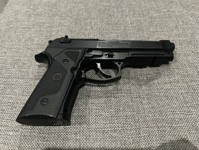 Predam Co2 rucnu zbran Beretta Elite II - 3