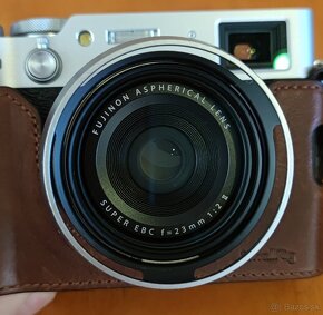 Fujifilm x100Vi Silver top stav - 3