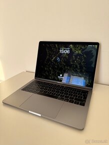 Predám Apple MacBook Pro 13 2019 Touch Bar i5 - 3