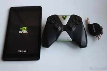 NVIDIA Shield Controller a Shield K1 Tablet - 3