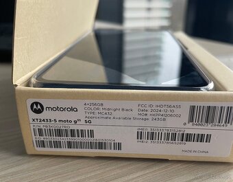 Predam Motorola Moto G35 5G 256GB - novy - 3