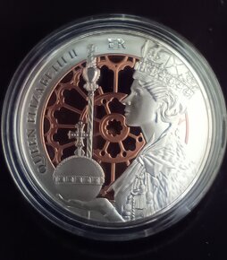 Krásna minca kráľovná Elizabeth II - 3