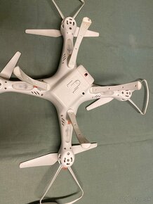 Dron syma - 3