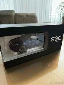 Mercedes benz EQC 1:18 - 3